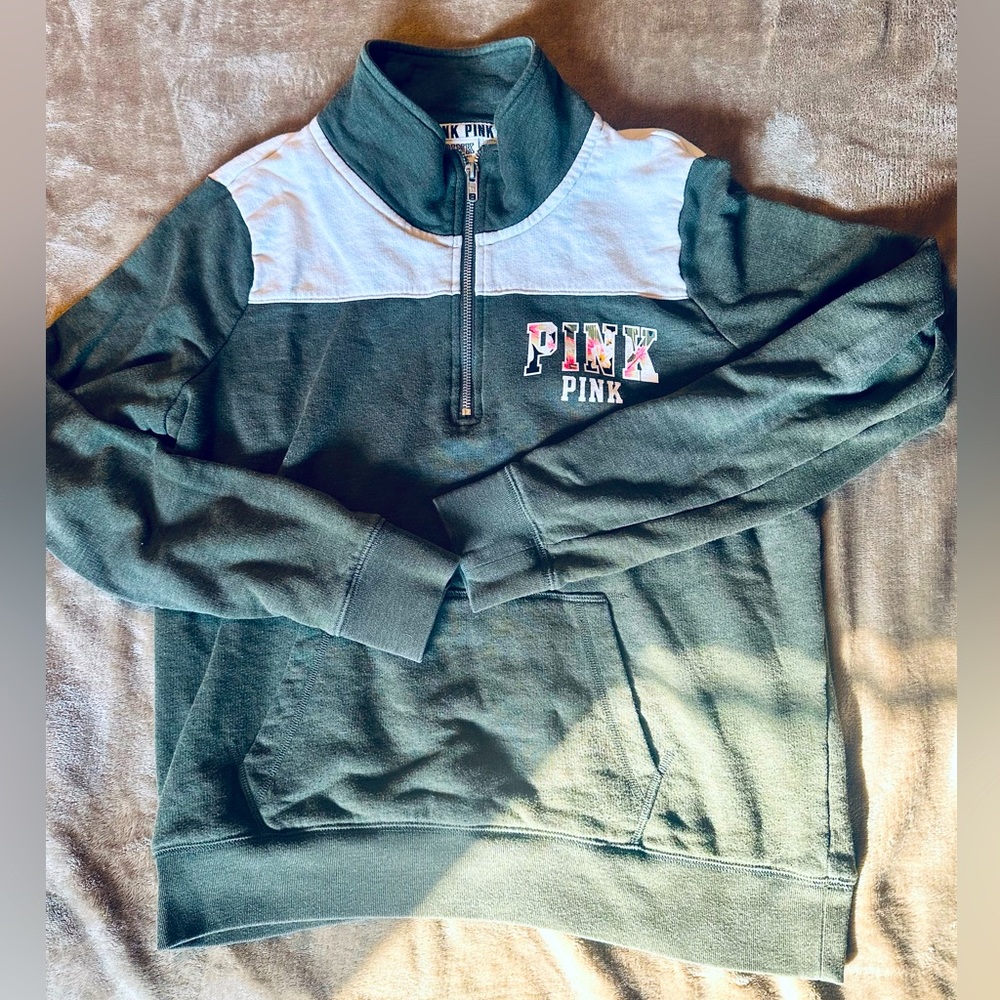 VS PINK sz med sweatshirt